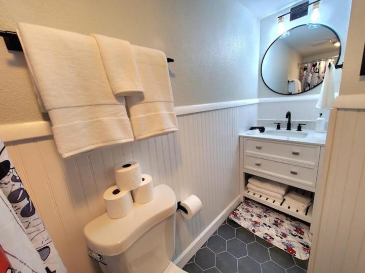 Remodeled 2Bd/2Ba Condo Mins From Universal Studio Orlando Exterior photo